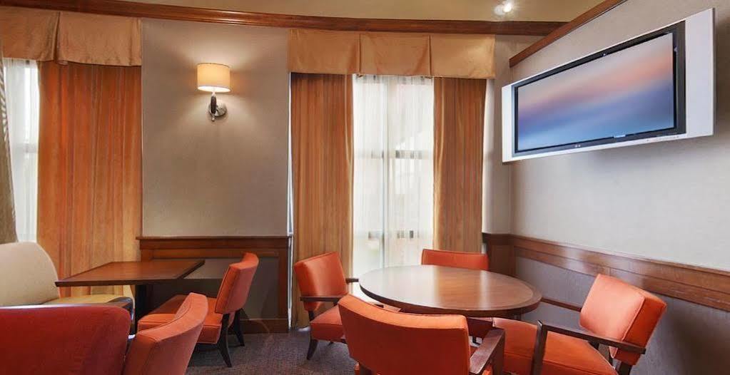 Hyatt Place-Dallas/Арлингтон Экстерьер фото